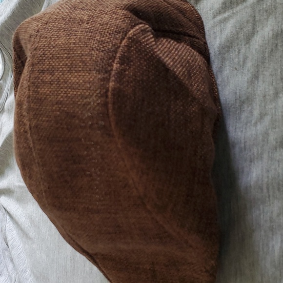 Hat - Picture 3 of 4